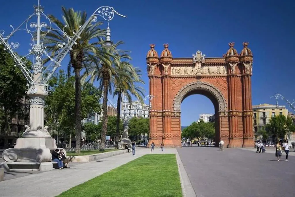 Love Local Life Near Sagrada Familia By Myrentalhost Barcelona Apartman