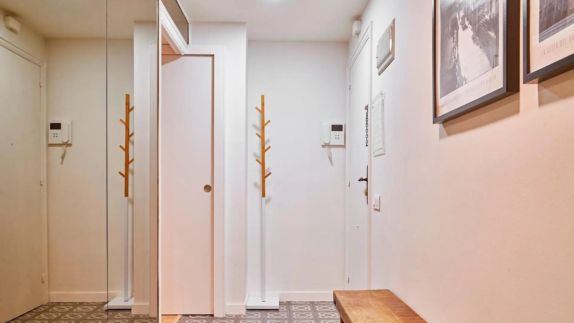 Apartman Love Local Life Near Sagrada Familia By Myrentalhost Barcelona