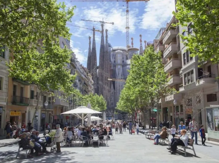 Апартаменты Love Local Life Near Sagrada Familia By Myrentalhost Барселона Испания